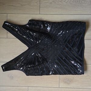 Tadashi Shoji Black Sequin Striped V Neck Blouse size 10